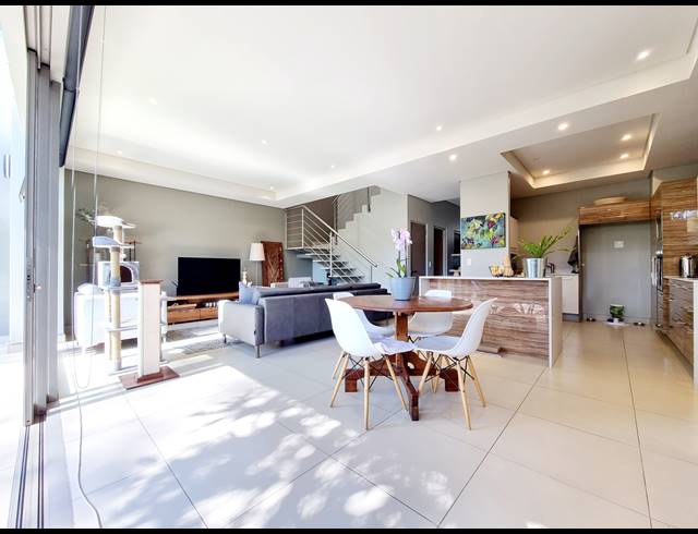 3 BEDROOM CLUSTER RENTED IN OAKLANDS